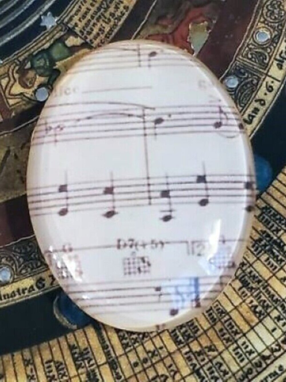 Vintage Style Music Notes Staff Score Glass Oval Cabochon 40x30mm